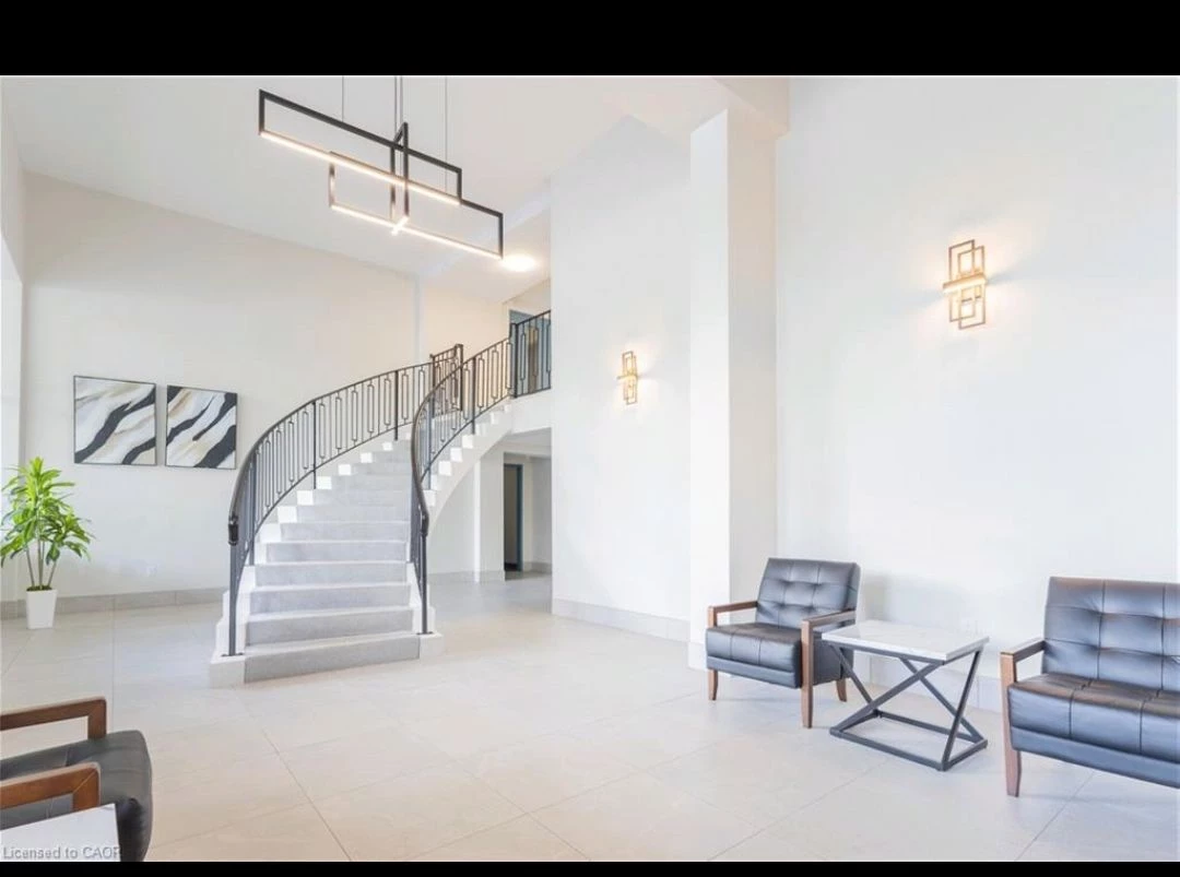 All-inclusive Stanley Park 1-bedroom condo - photo 2