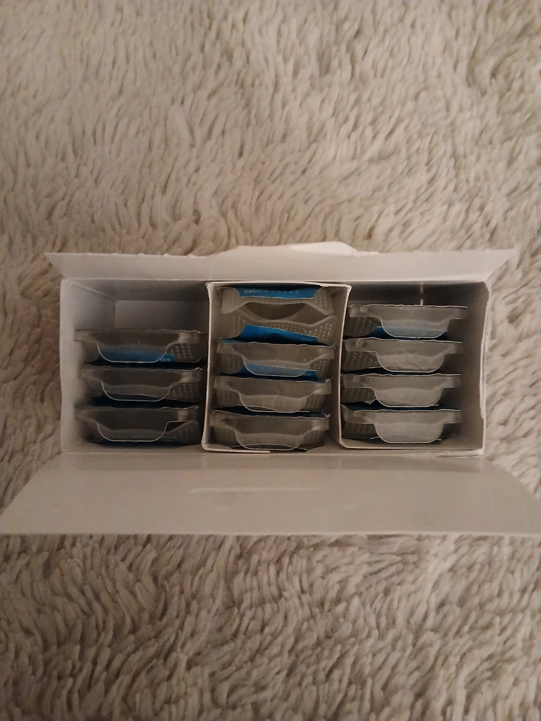 Acuvue Oasys +3.00 Contact Lenses (Weeklys) - photo 3