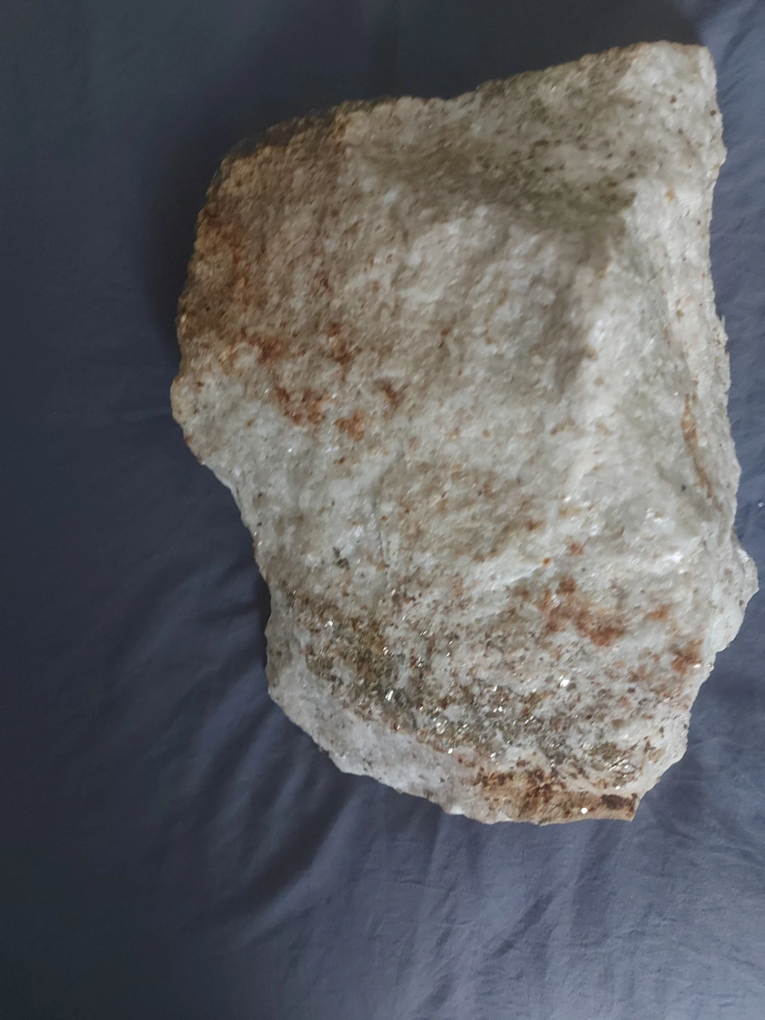 Large natural white and brown quartz rock