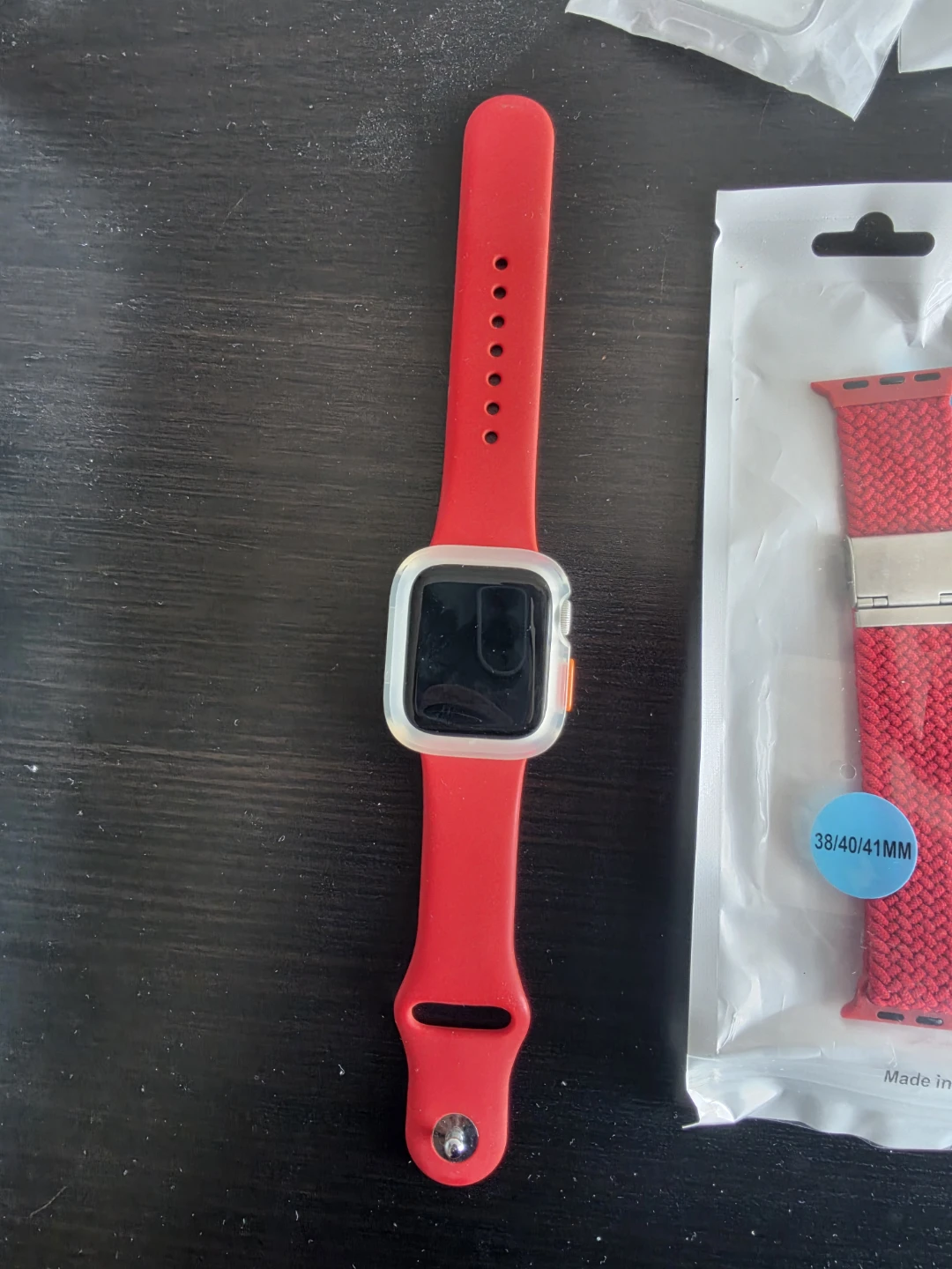 Apple Watch SE and watch Bands and Screen Protectors