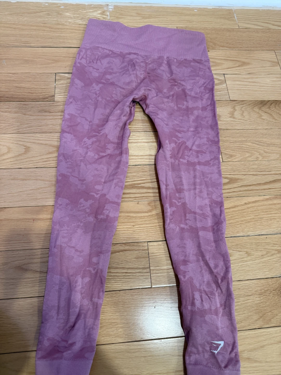 Gymshark Camo Seamless Leggings Pink - photo 2