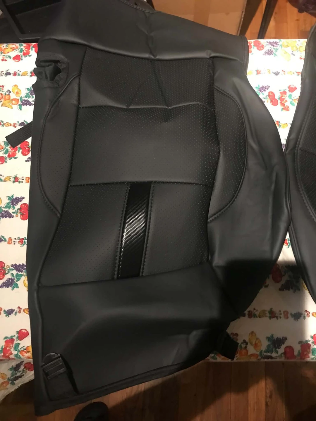 CAR SEAT COVER. The covers are from the back Seats (TOYOTA 2024) - photo 5