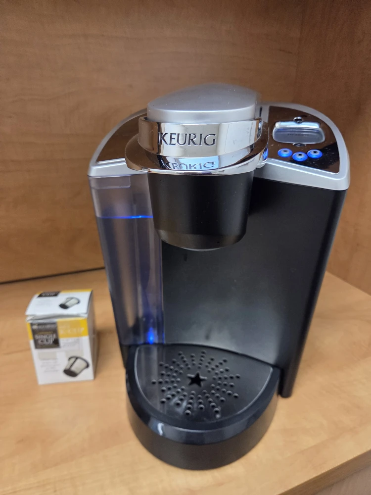 Keurig B66 Special Edition Coffee Maker – Works Perfectly! - photo 2