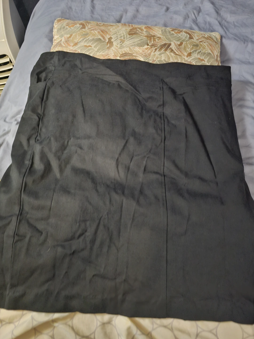 Mr Max Fashions Black Skirt - US 2X - photo 3