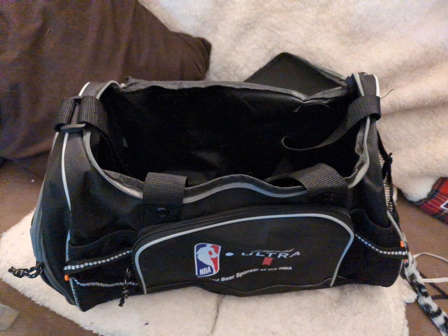 Michelob Ultra NBA Duffel Bag - photo 3