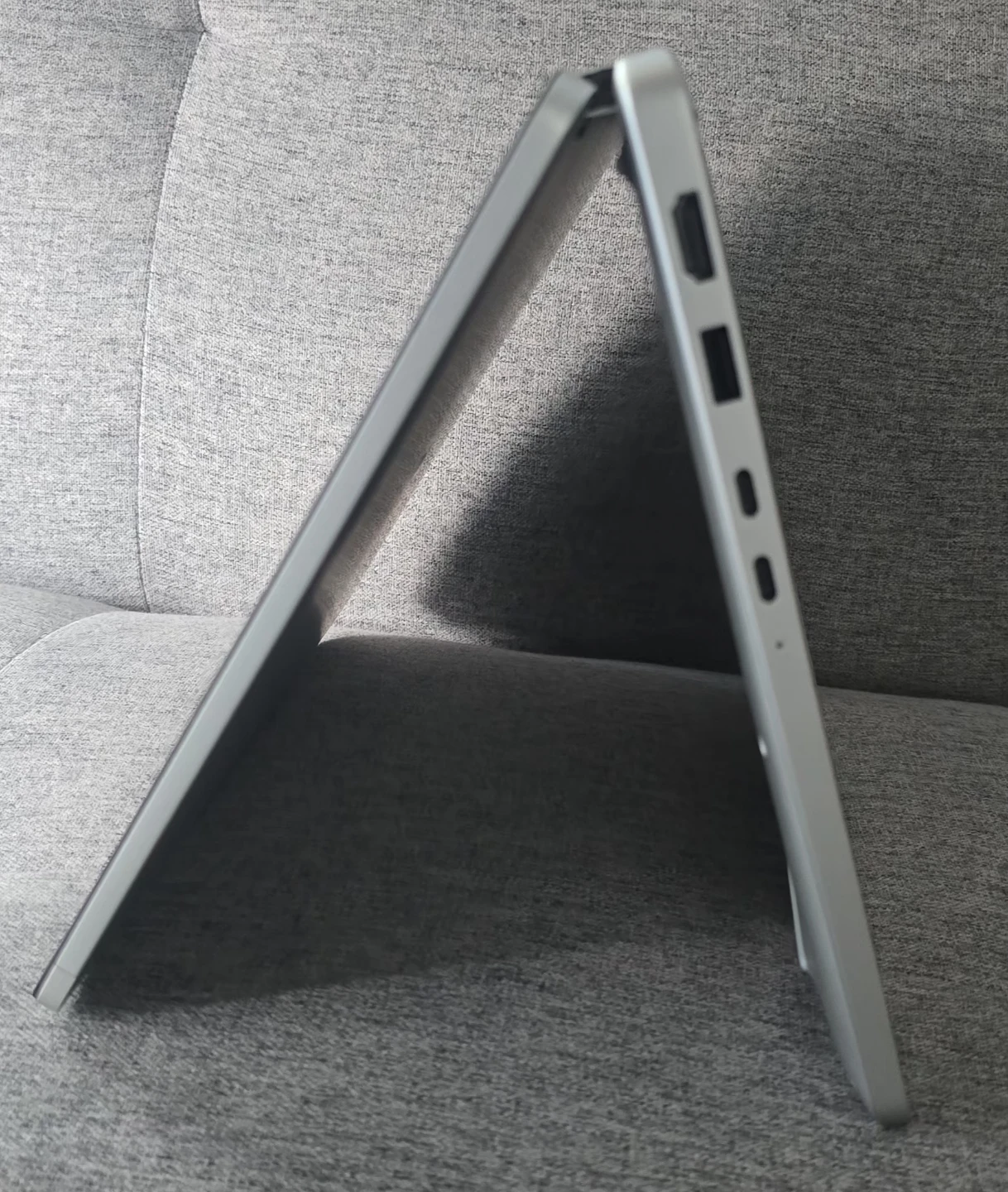 Dell Pro 13 Plus Laptop Core Ultra 7 255U 32GB Ram 512GB SSD - photo 2