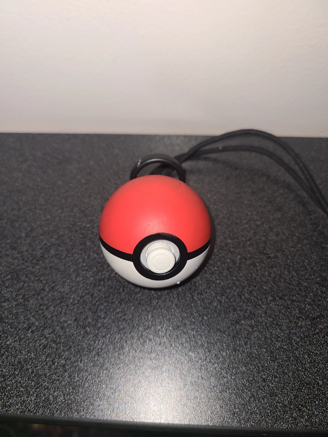 Poké Ball plus