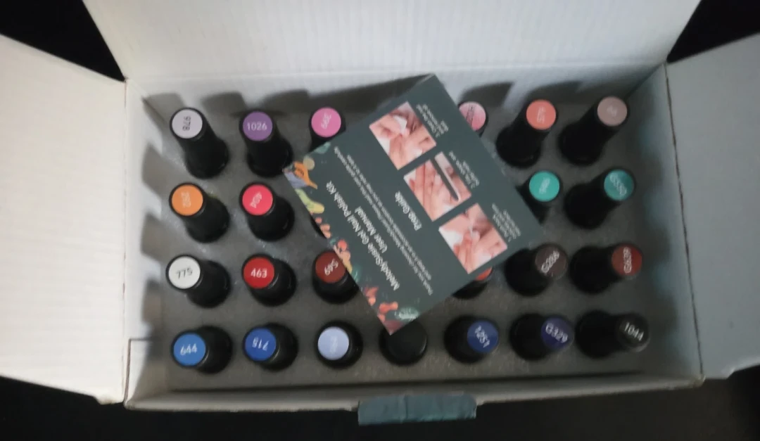 MelodySusie 24+4 Gel Nail Polish Kit