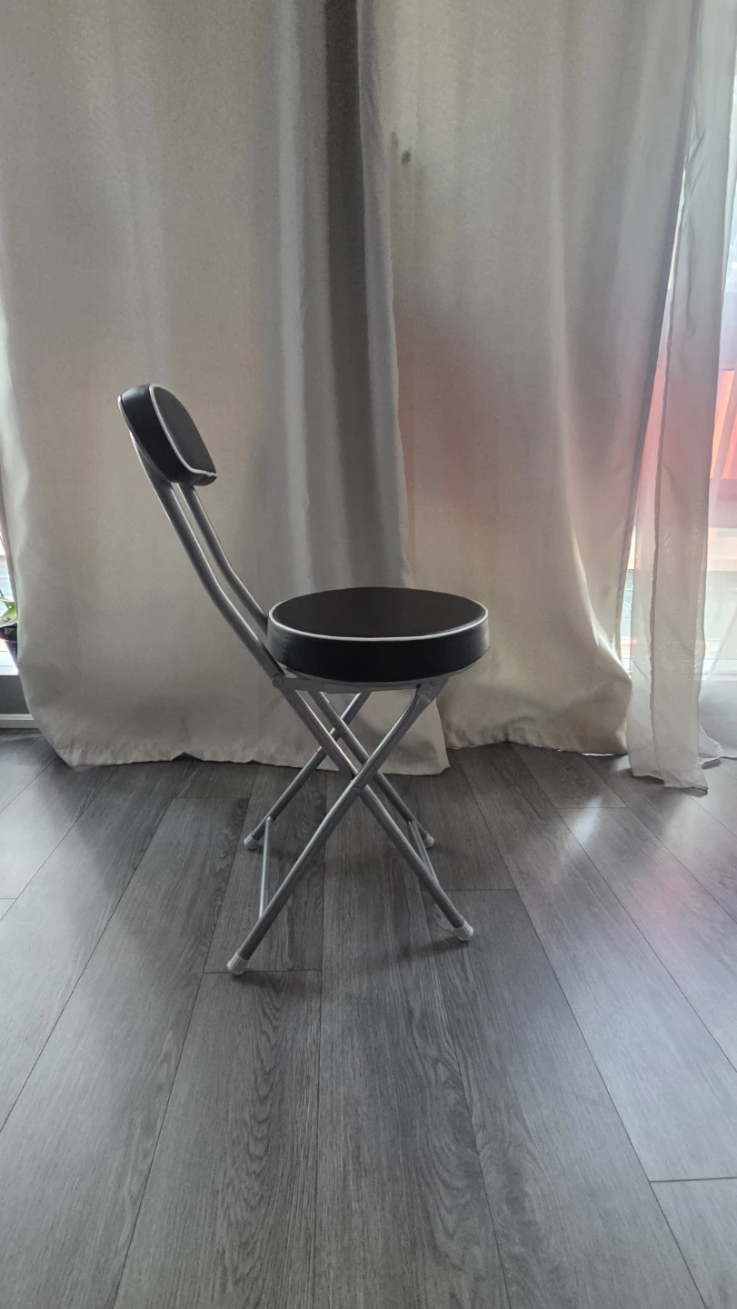 LIVING Folding Stool with Backrest - photo 2