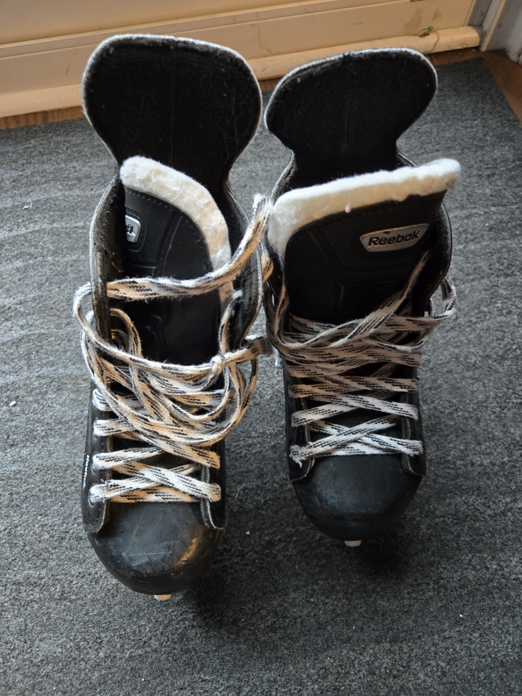Reebok Youth 14K Hockey Skates: Size 12y - photo 2