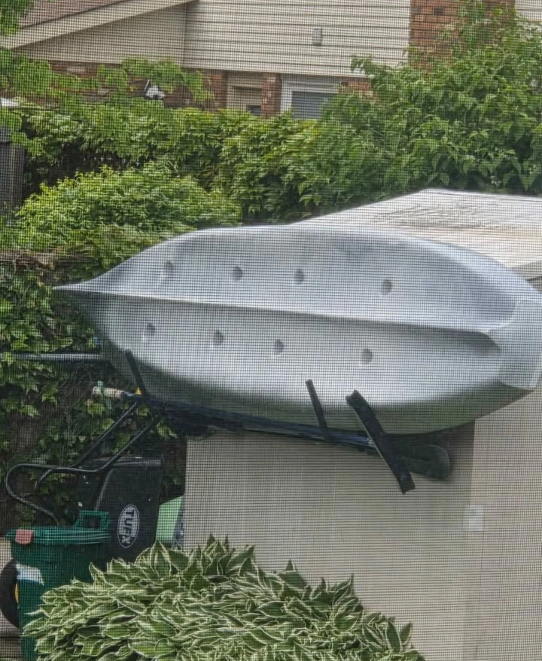 Fishing kayak