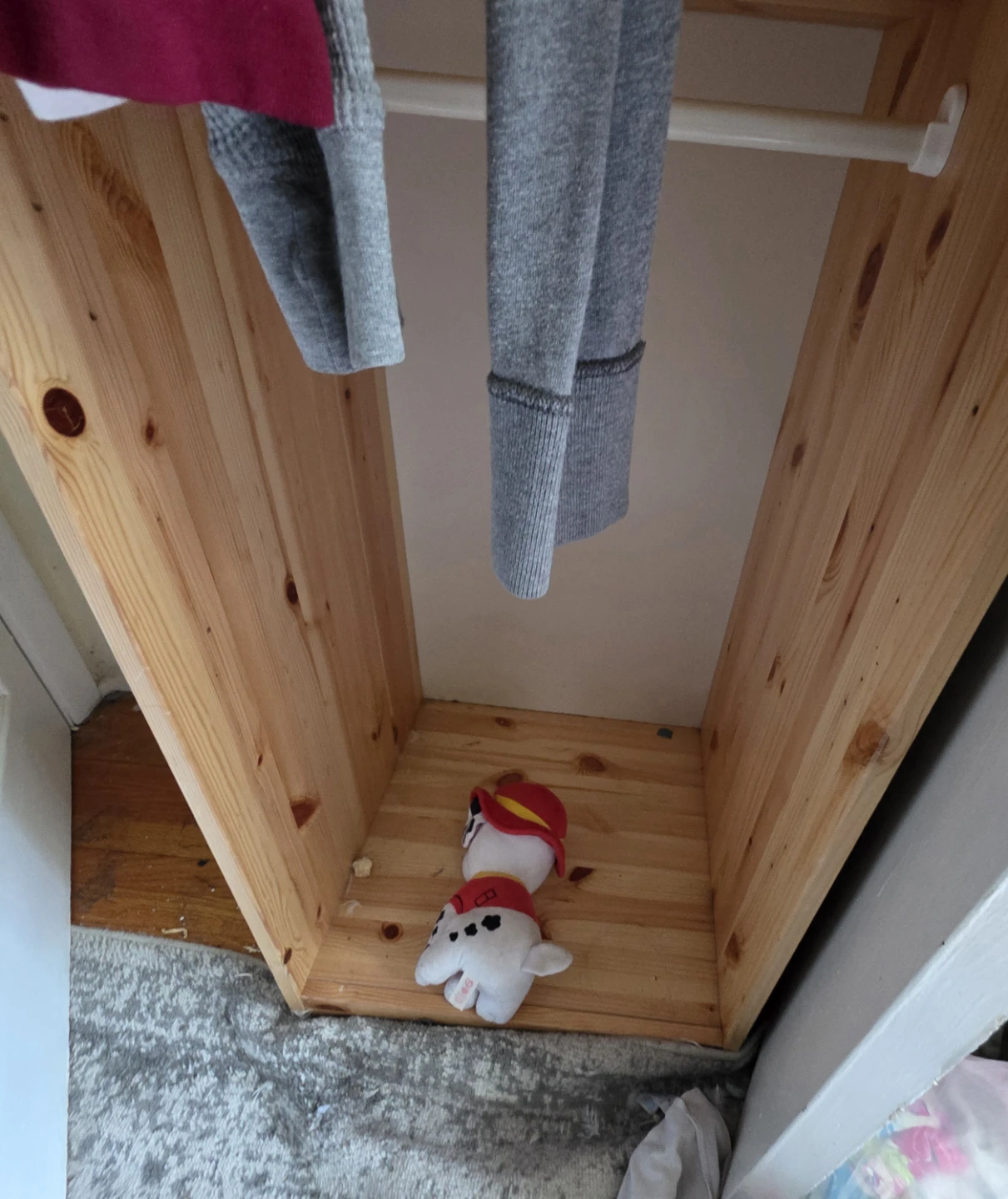 Ikea wooden tall open wardrobe - photo 4
