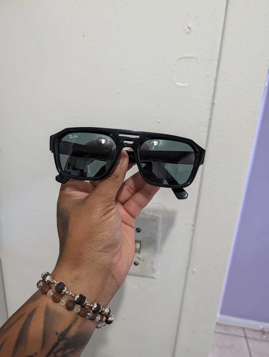 Ray-Ban Sunglasses with Case - photo 2