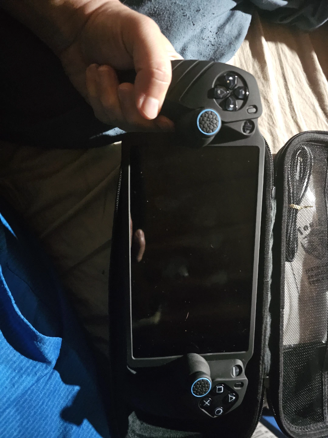 Playstation portable  with Carring case - photo 2