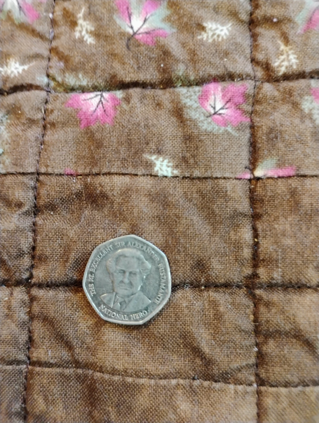 Jamaica 1994 One Dollar Coin - photo 2