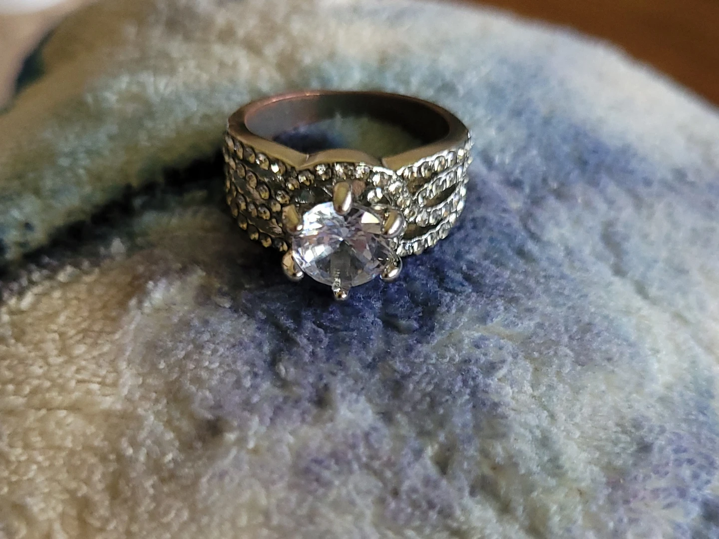 Rhinestone Ring