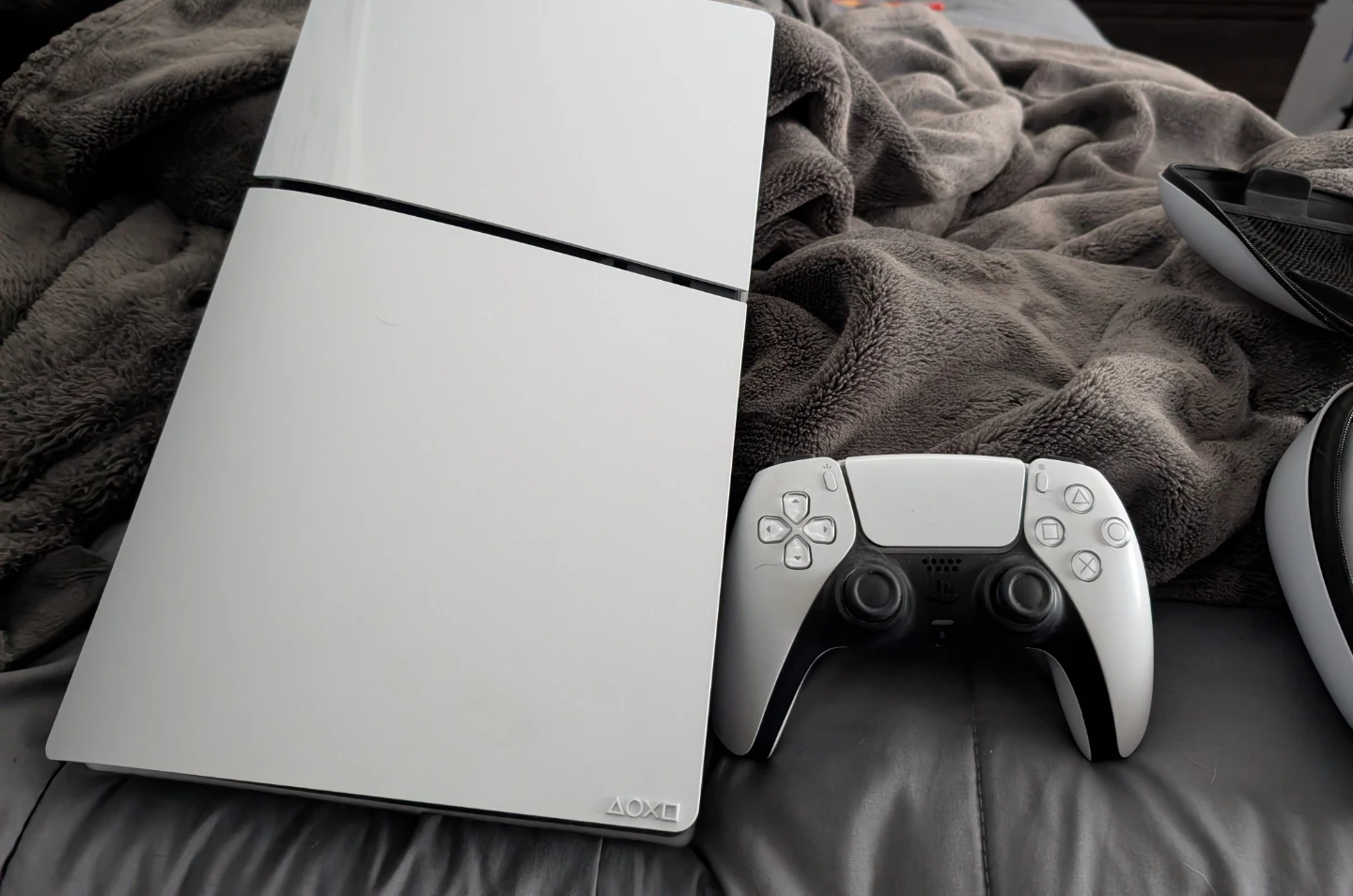 PlayStation 5 Slim Console - photo 3