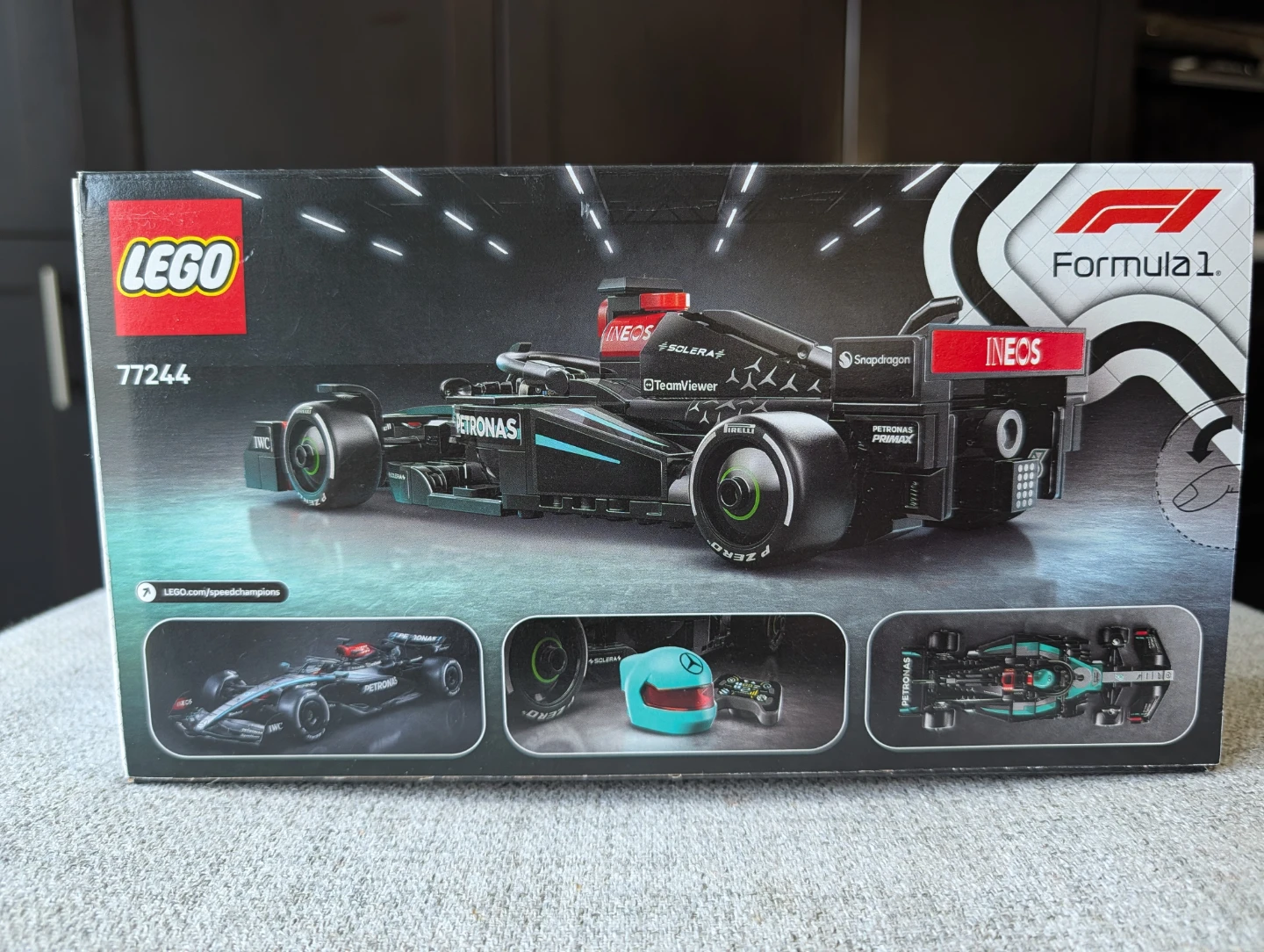 UNOPENED - LEGO Speed Champions Mercedes-AMG Petronas F1 W11 - photo 2