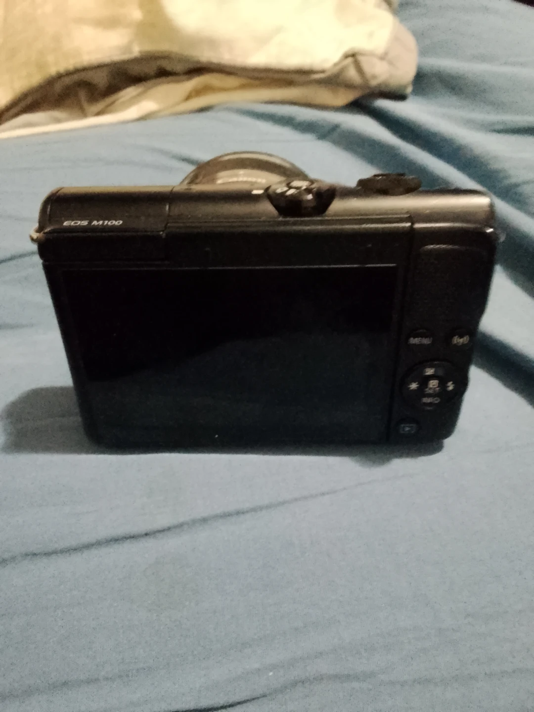 Canon EOS M100 Mirrorless Camera - photo 3