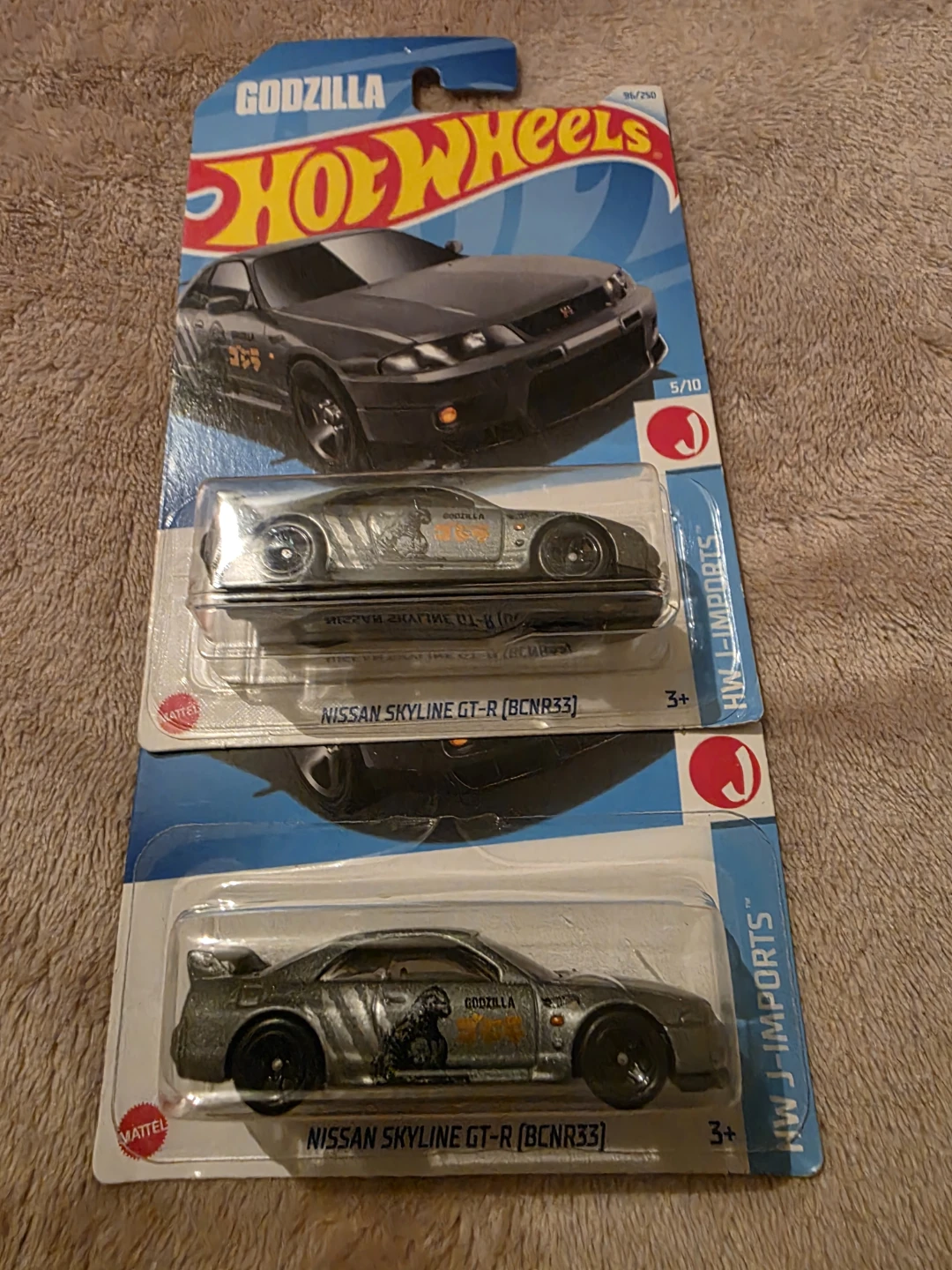 2 Hot Wheels Godzilla Nissan Skyline GT-R (BCNR33) HW J-Imports - photo 2