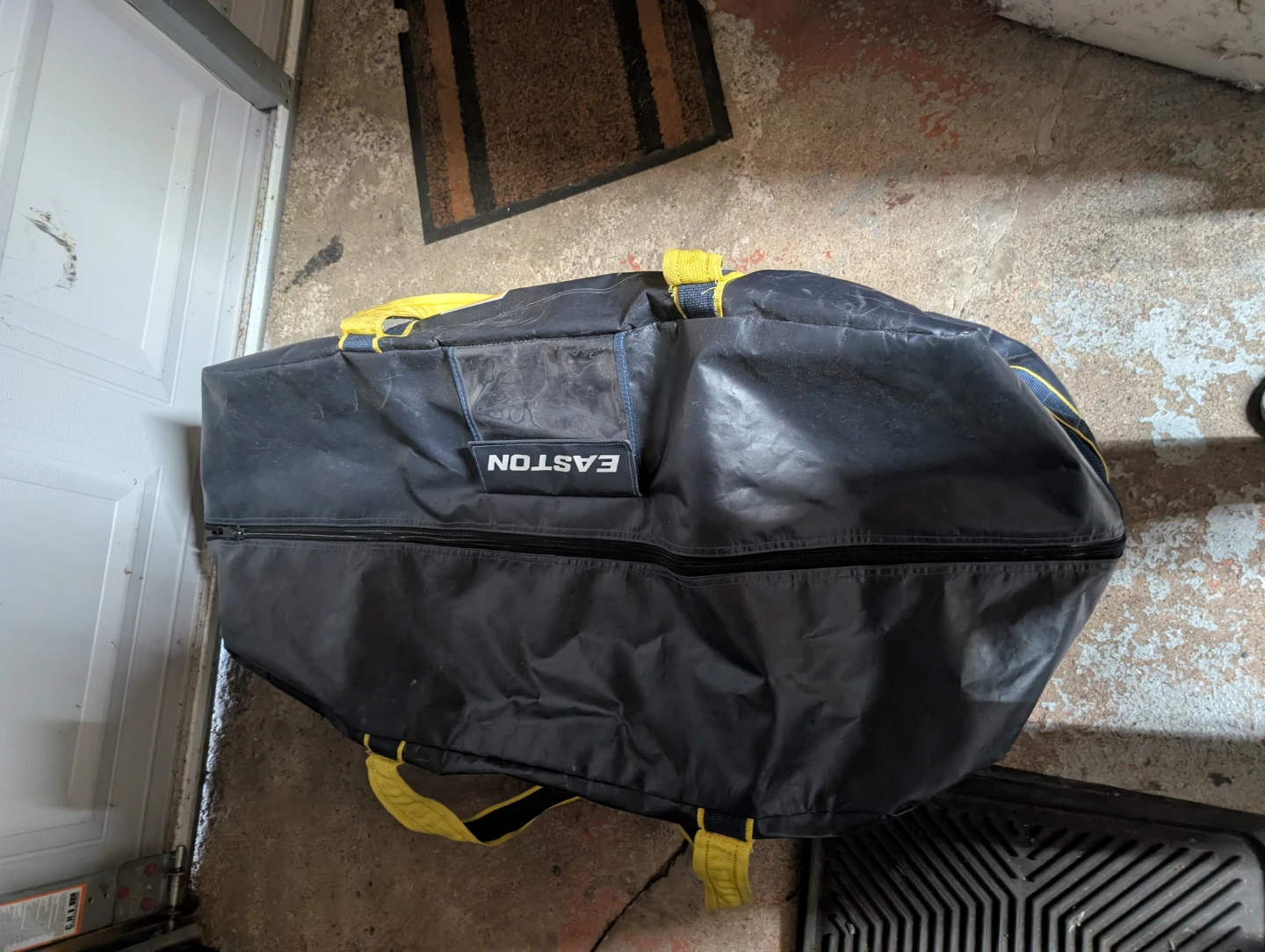 Easton Michigan Hockey Bag - photo 3