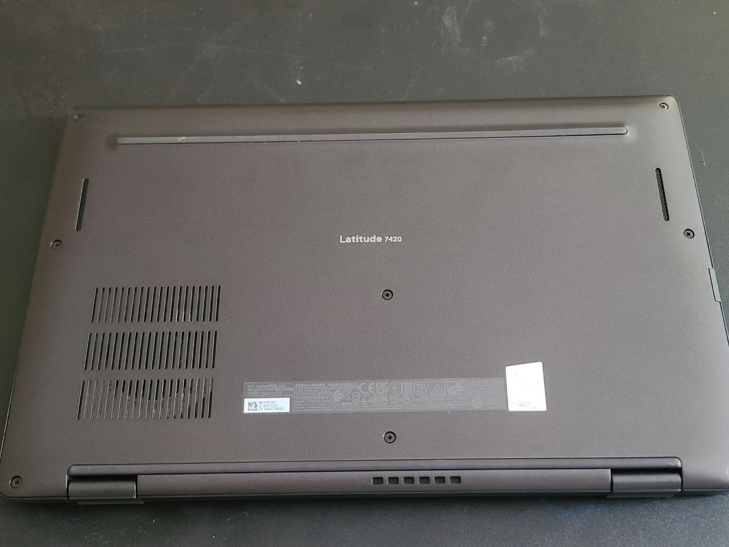 Dell Latitude 7420 i7 11th gen 16gb ram - photo 4