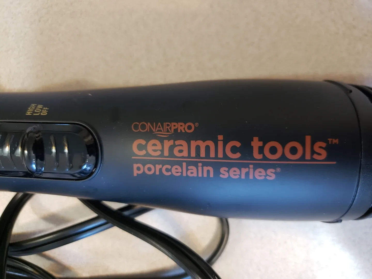 ConairPro Ceramic Tools Porcelain Series Hot Brush