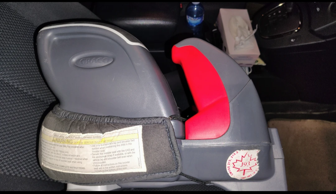 Graco Booster Car Seat - photo 3