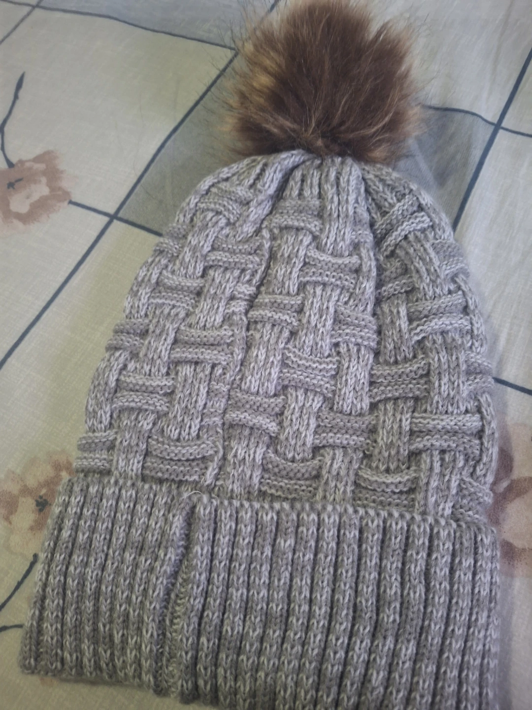 True North Grey Knit Pom Pom Hat - photo 2