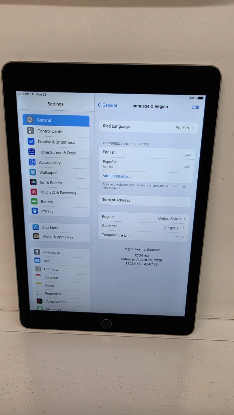 Ipad air 2nd Gen for sale - photo 4