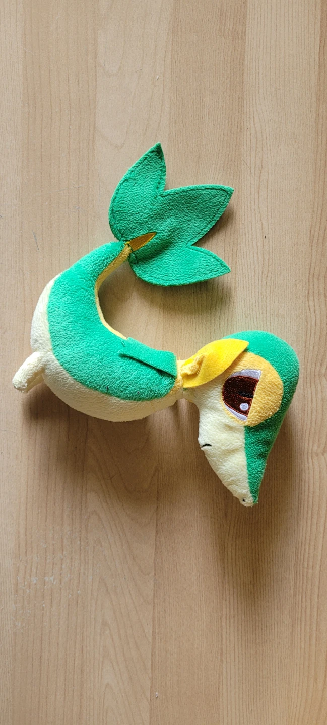Pokemon Snivy Plush Toy