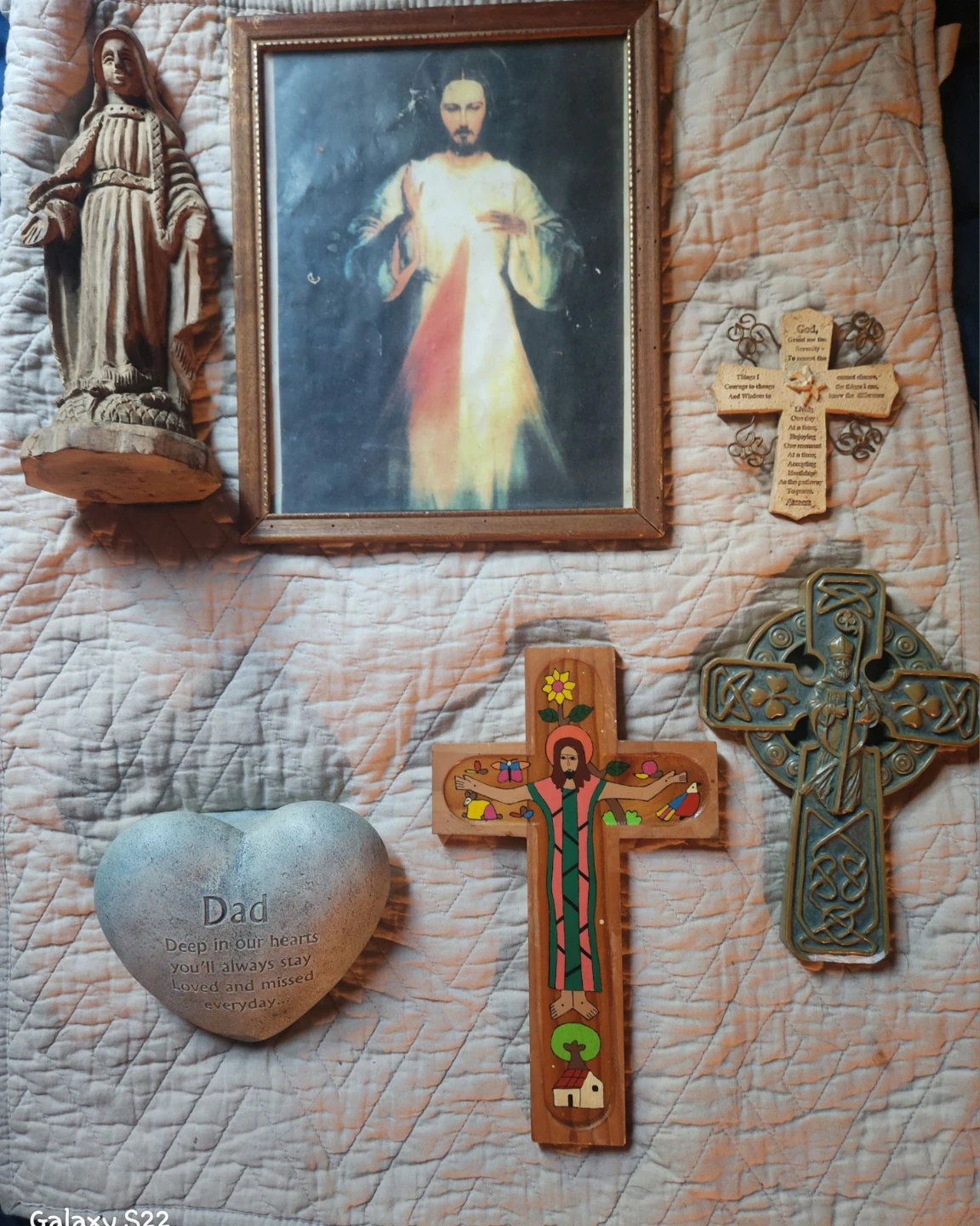A lot of vintage religious and memorial decor items