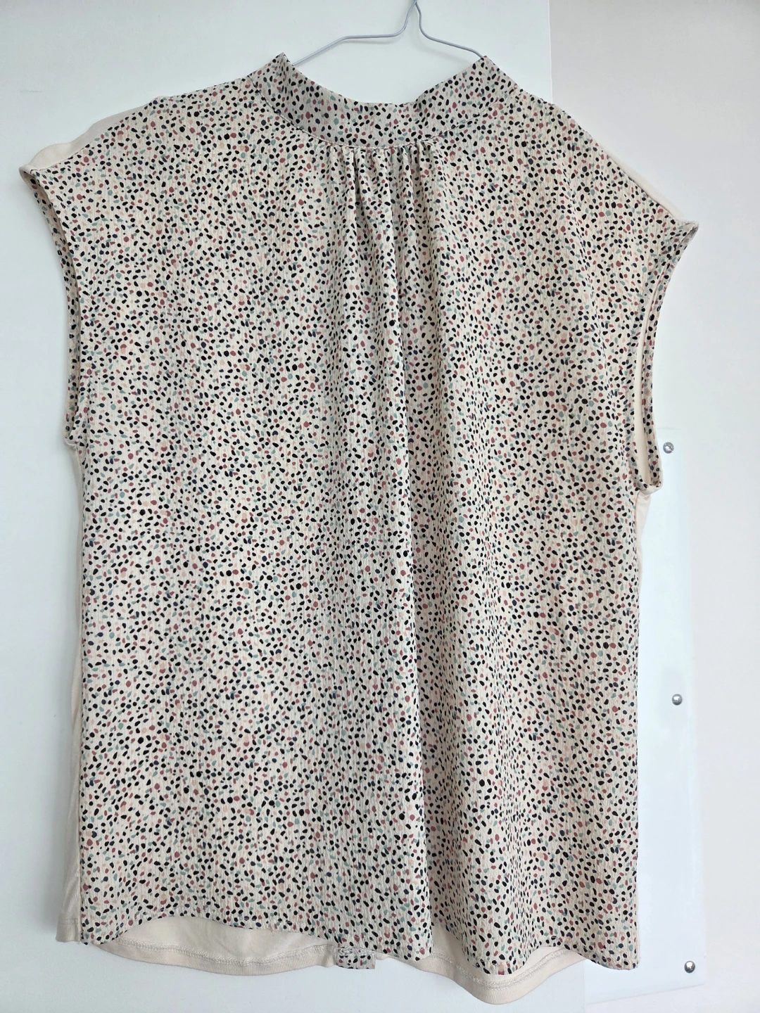 RW & CO Sleeveless Blouse