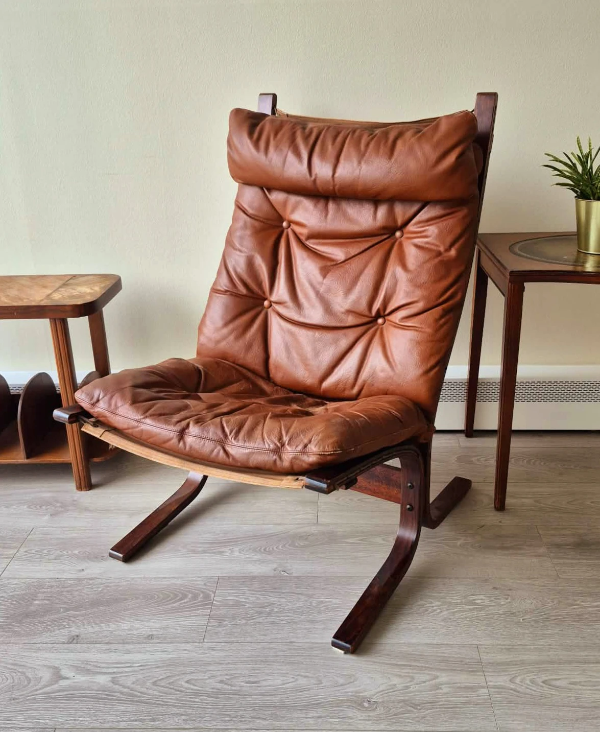 MCM Westnofa Designer Bentwood Lounge Chair With Orange Leather