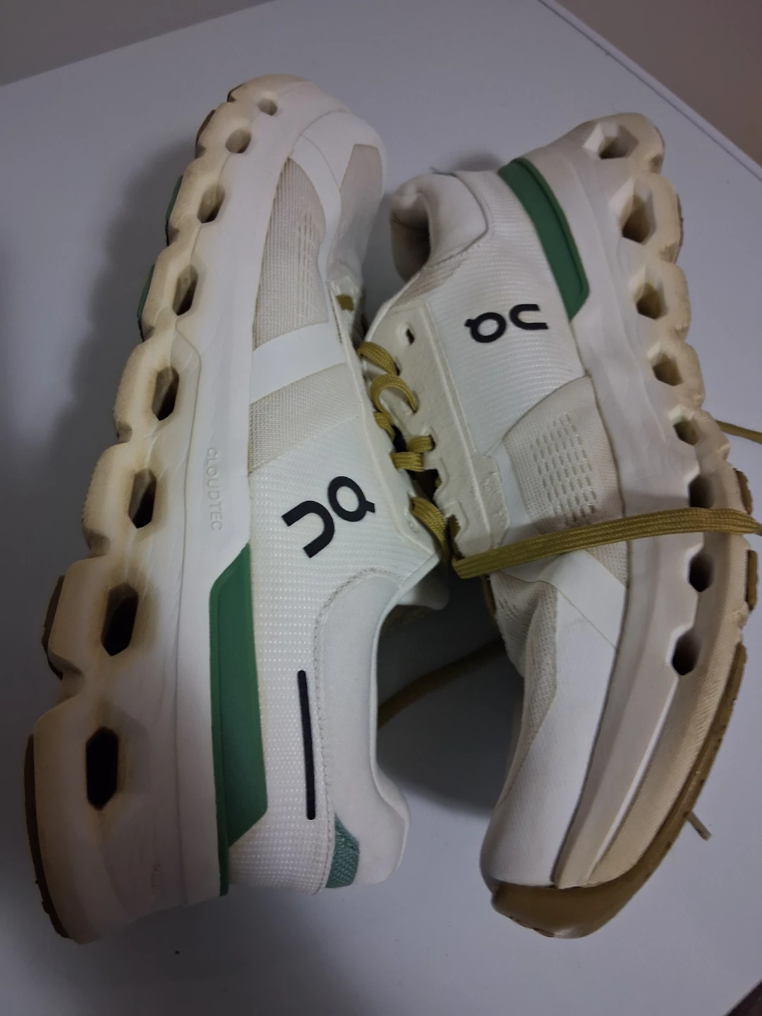ON CloudTec Running Shoes size 11 - photo 2