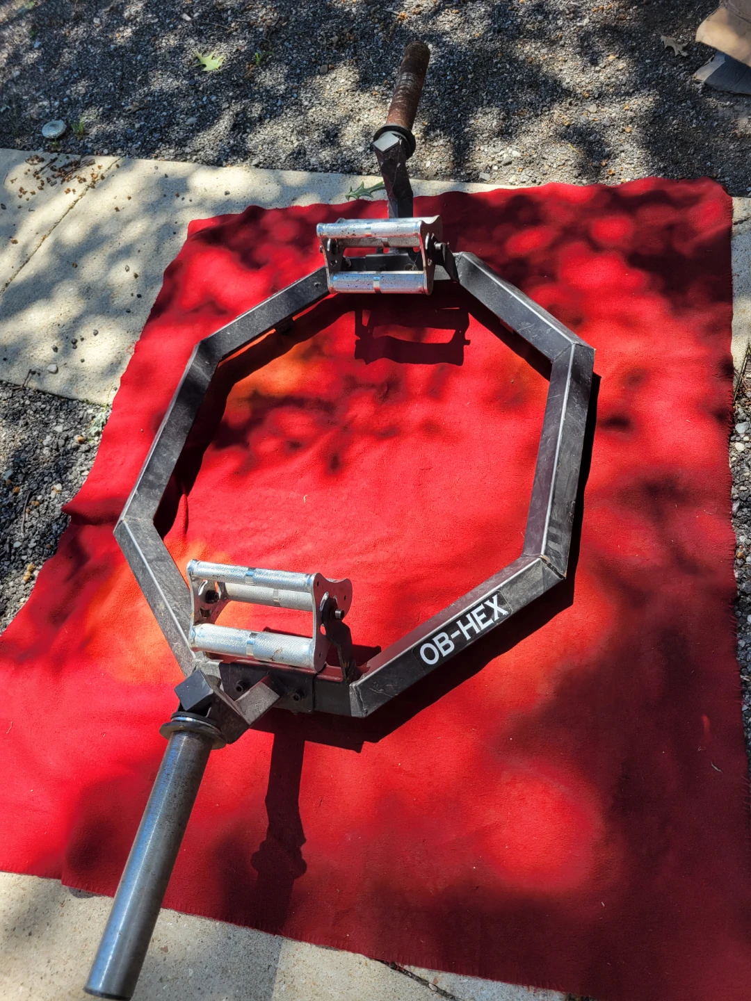 VALOR FITNESS. HEX BAR GOOD SHAPE. SOME RUST