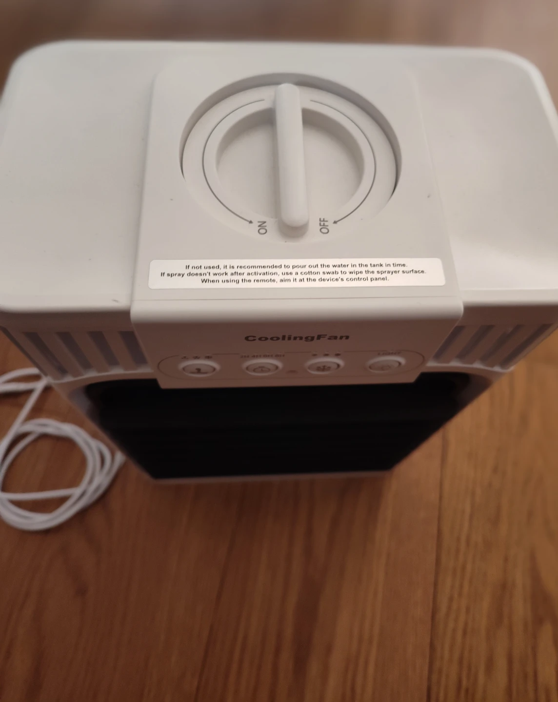 White Cooling Fan with Remote - photo 4