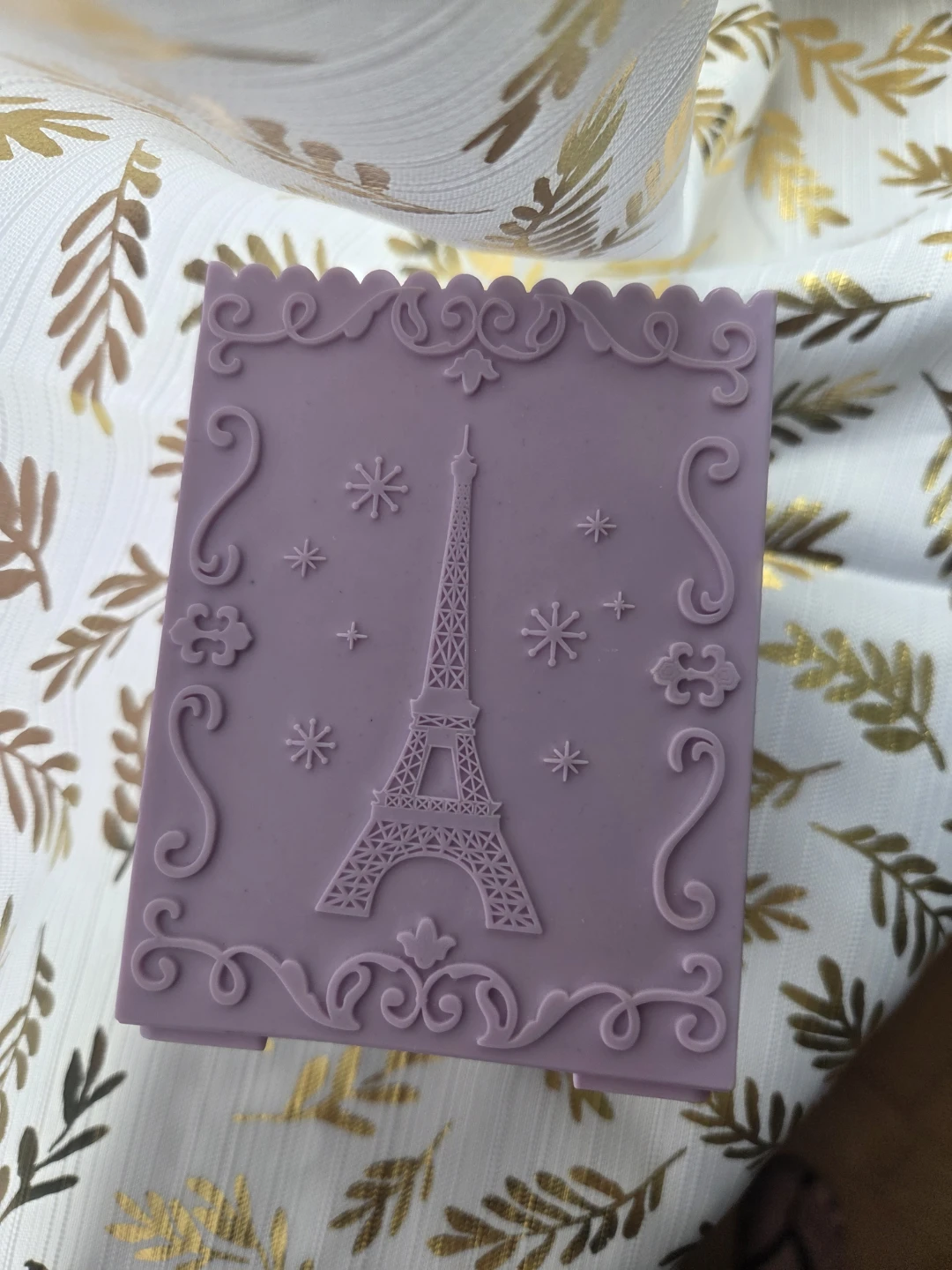 Purple Eiffel Tower organiser brush holder - photo 4