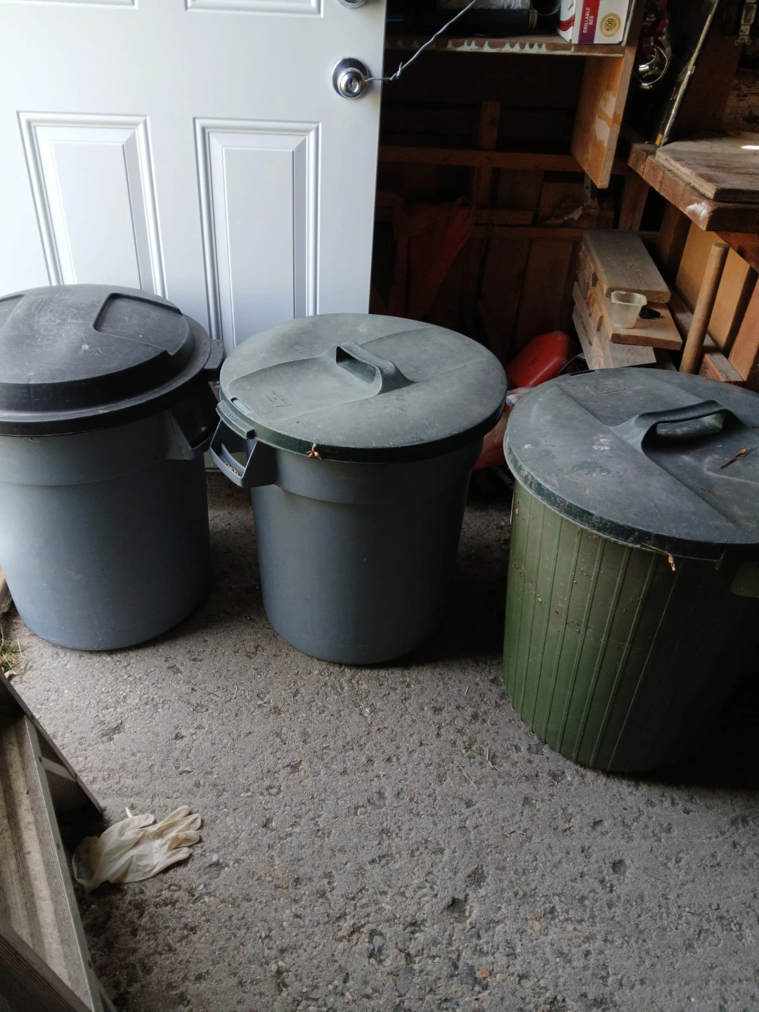 3 Outdoor Rubbermaid Bins with Lids