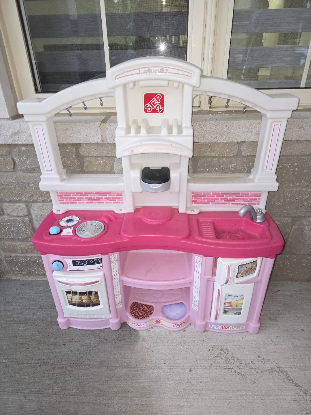 USED - Step2 Just Like Home Play Kitchen - Pink - photo 3