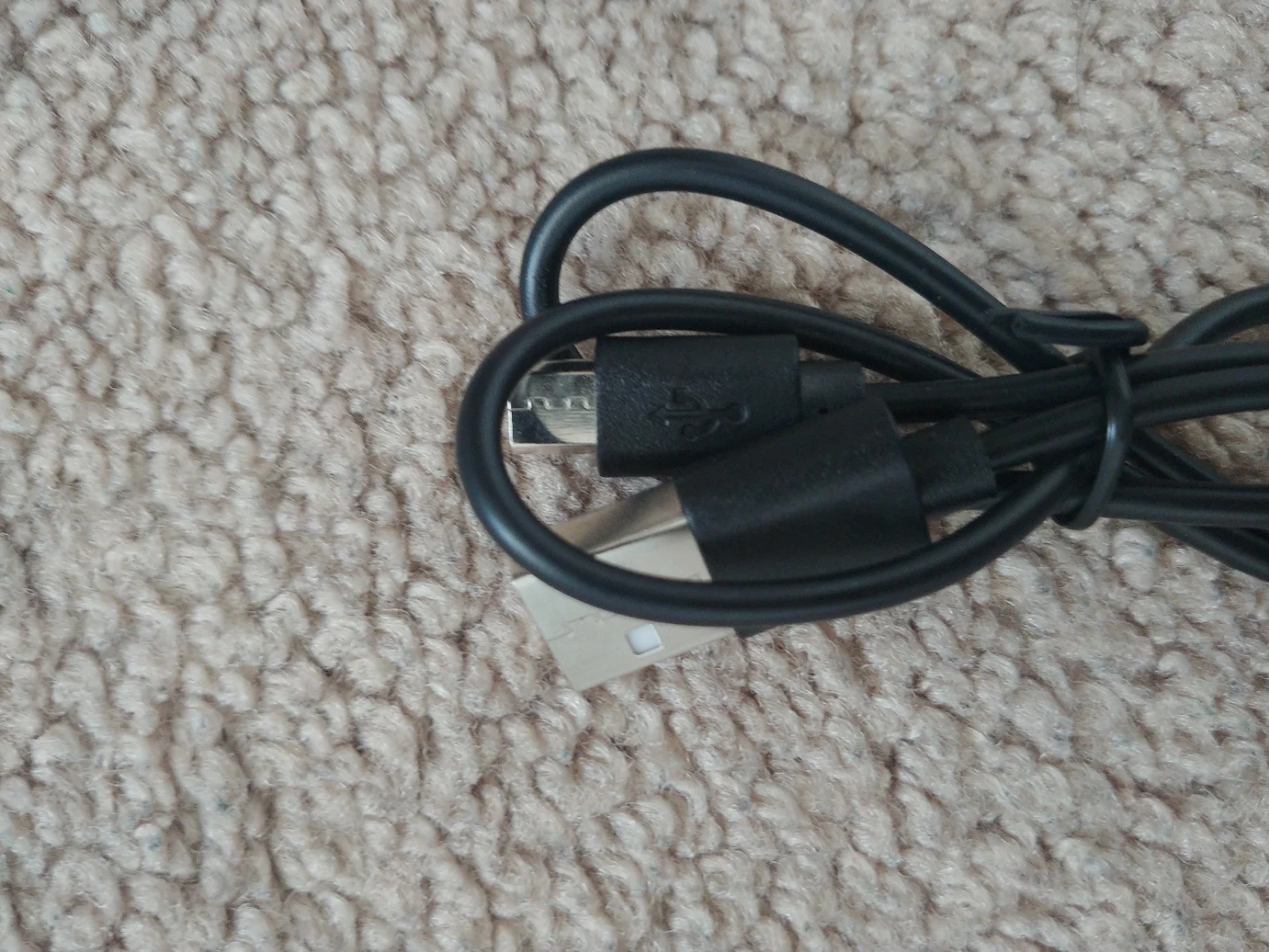 Black Micro USB to USB Cable - photo 3