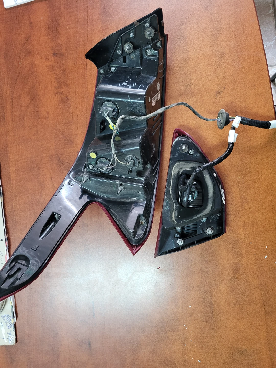 2016 nissan maxima  back right side  light assembly - photo 2