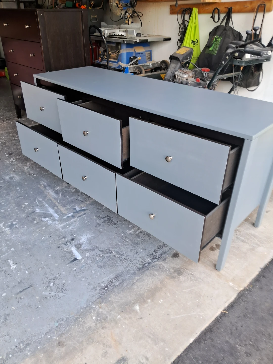 Grey Six-Drawer Dresser - photo 3