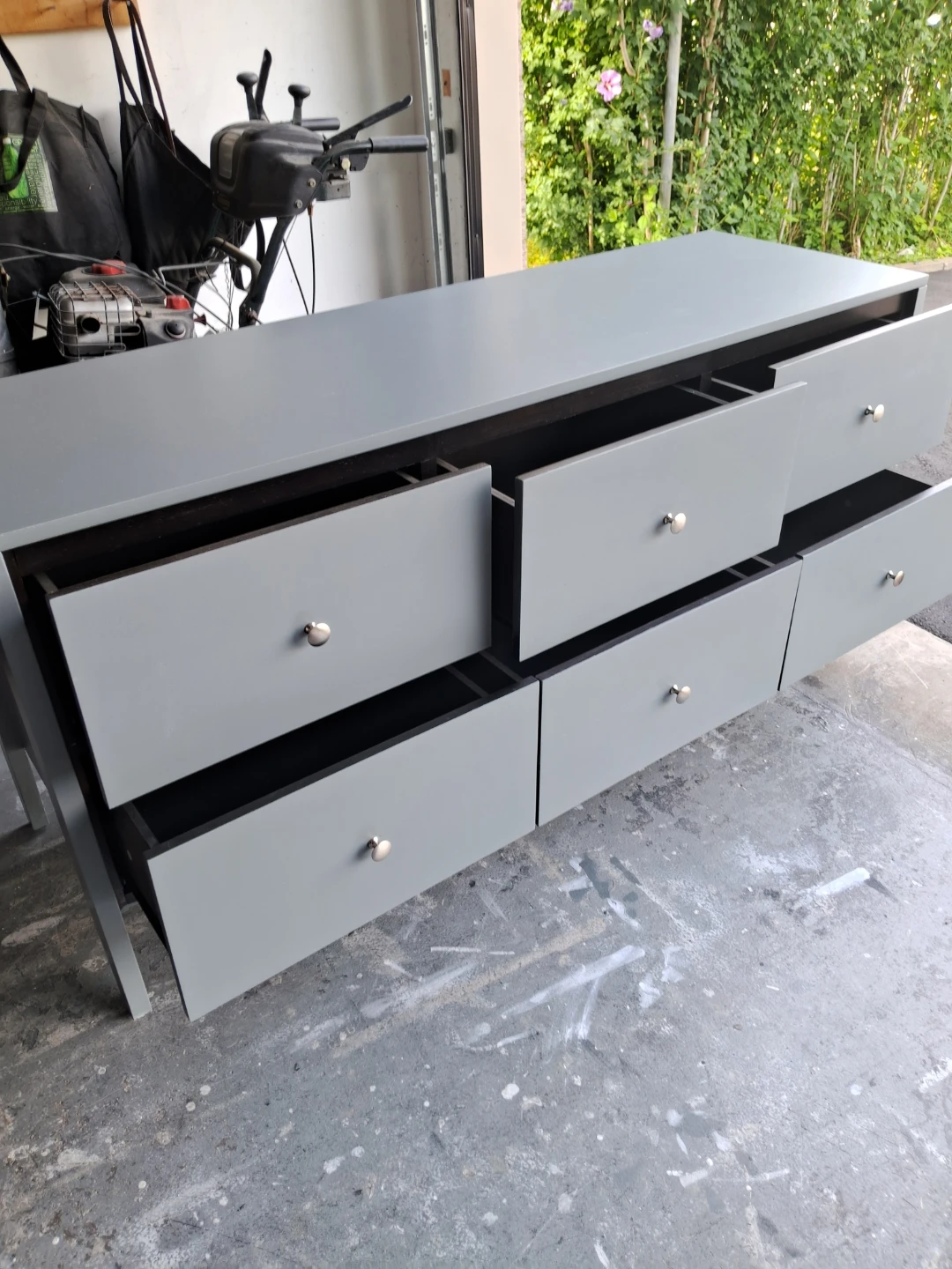 Grey Six-Drawer Dresser - photo 4