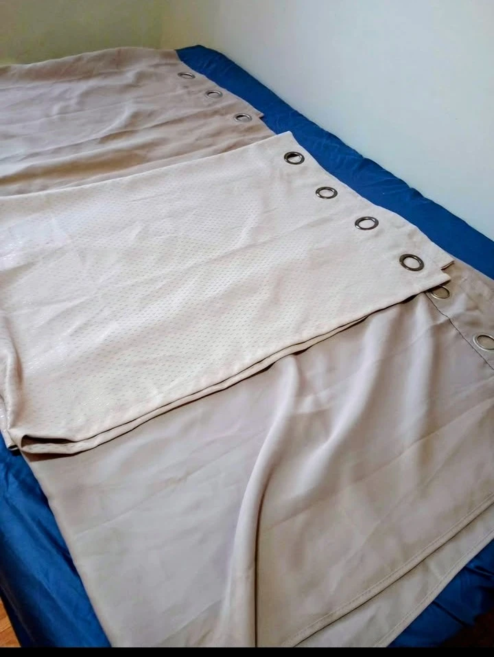 3x Curtains 52x80 inch ea