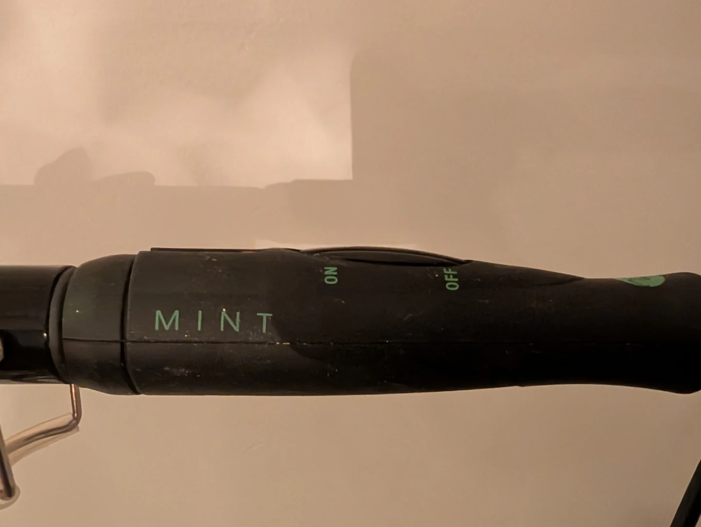 Mint 1 inch Curling Wand Extra Long Barrel - photo 3