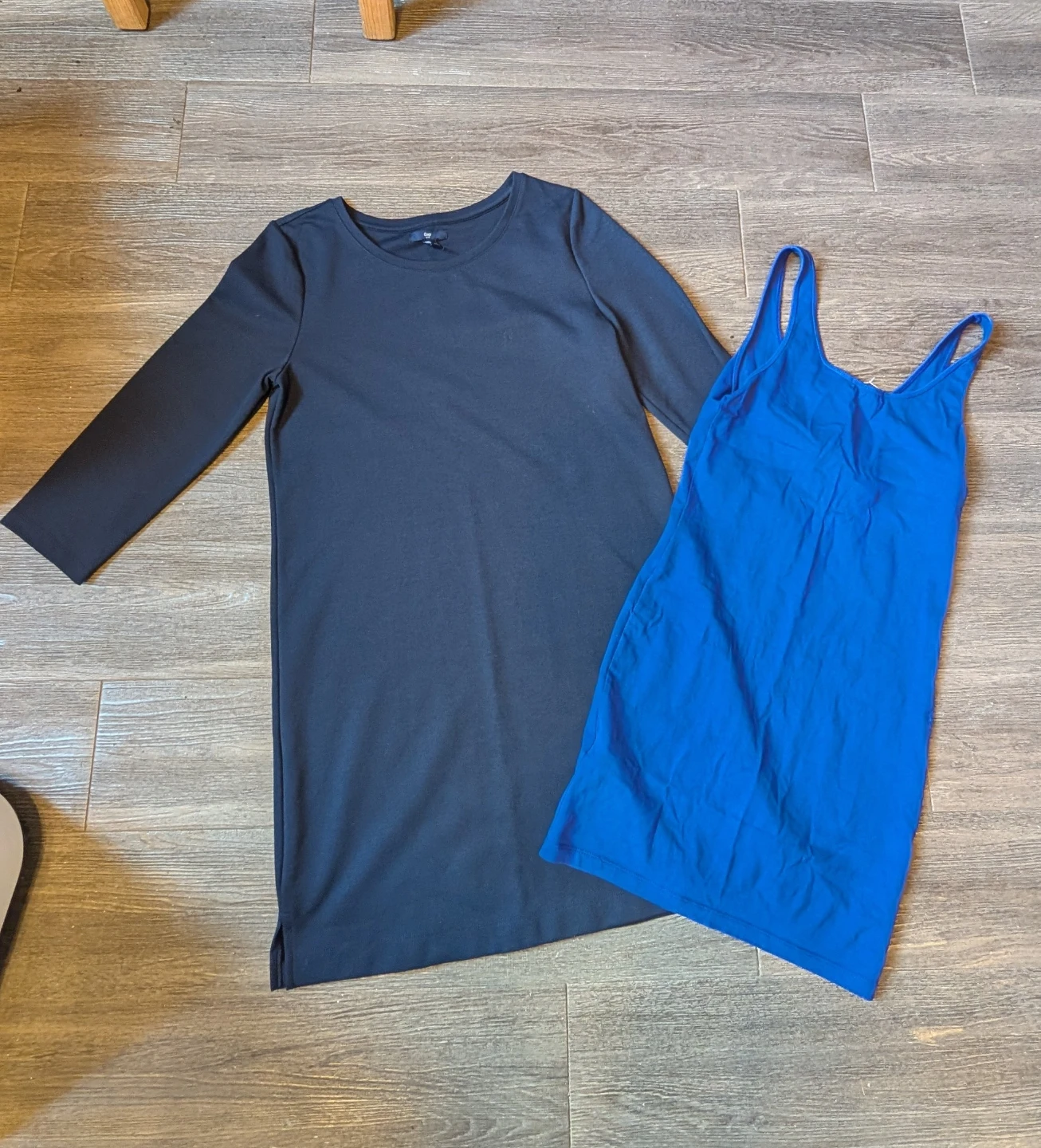 Gap Dress & Forever 21 Tank dress ( medium )