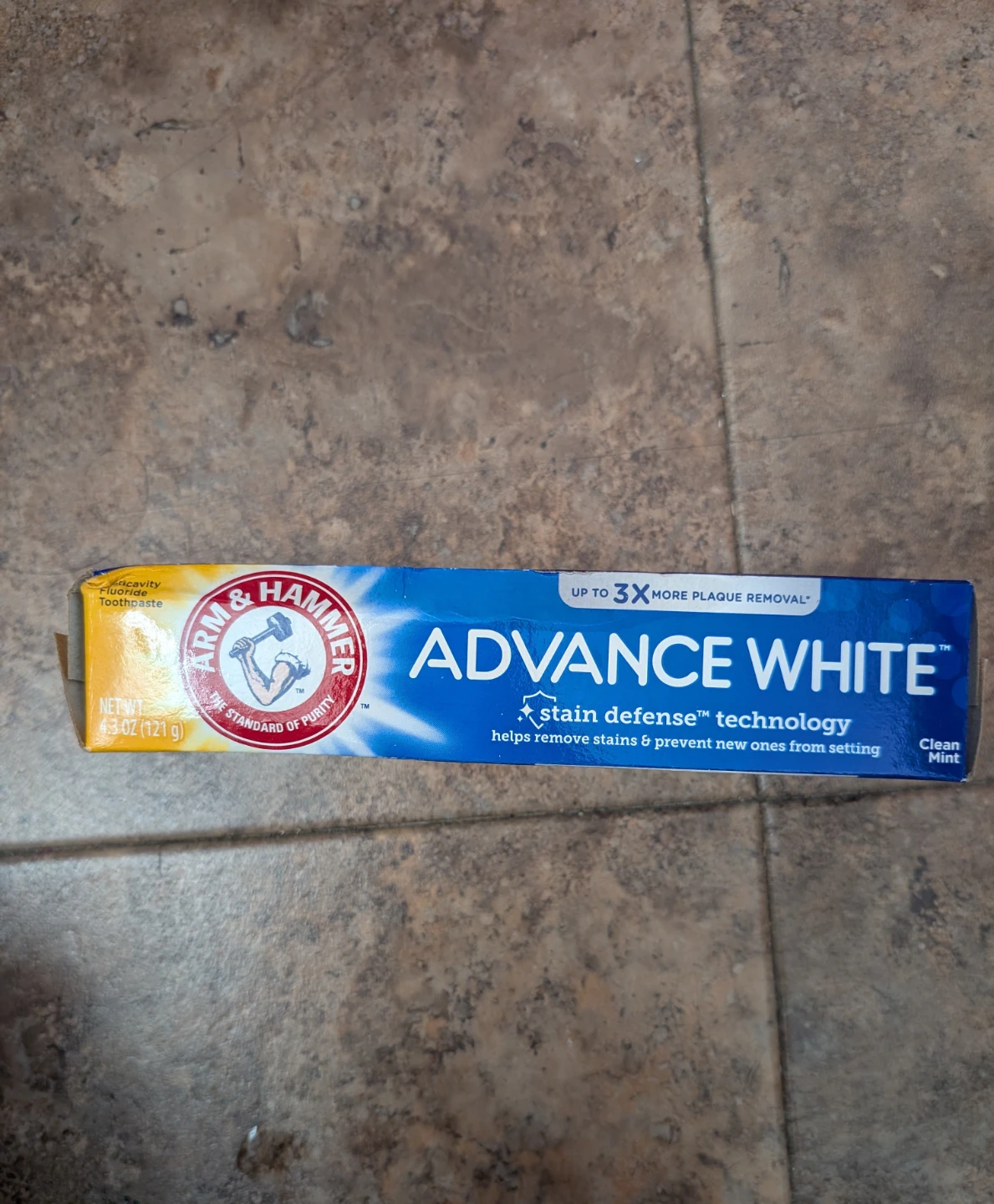 Brand New Unopened Arm & Hammer Advance White Toothpaste 121g