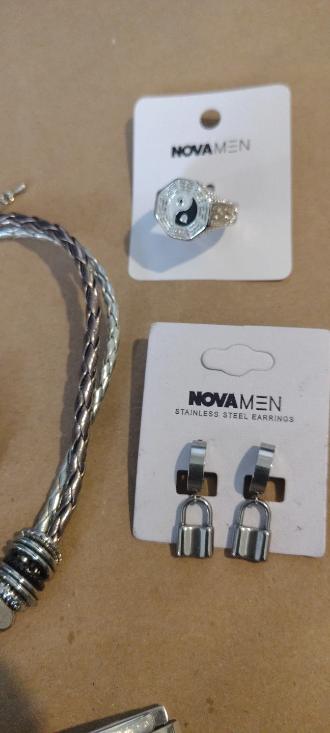 Silver and Black Jewelry Set - photo 5