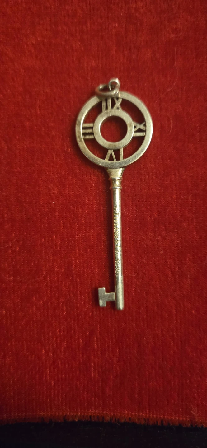 Vintage Tiffany & Co. Atlas Collection Key Pendant - photo 2